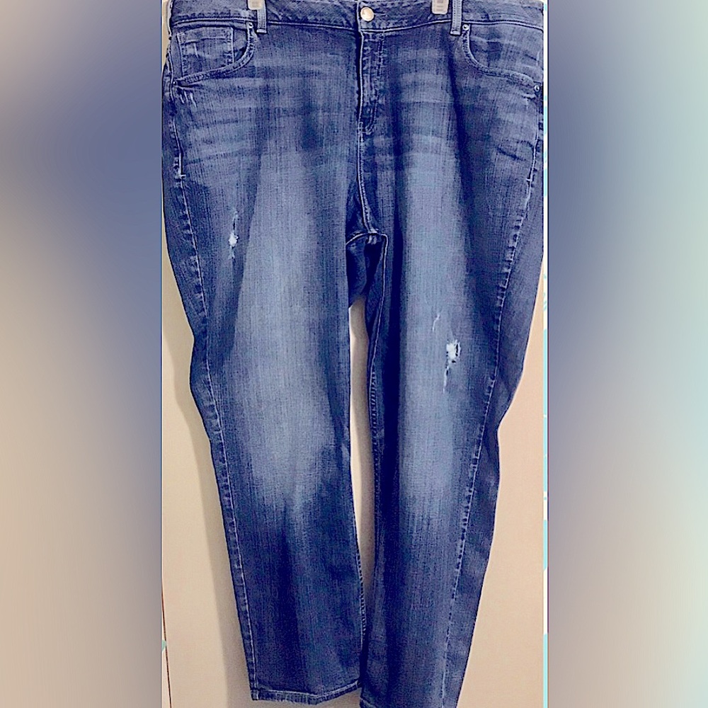 LANE BRYANT💕 STRAIGHT LEG Plus size 💕Blue Jeans